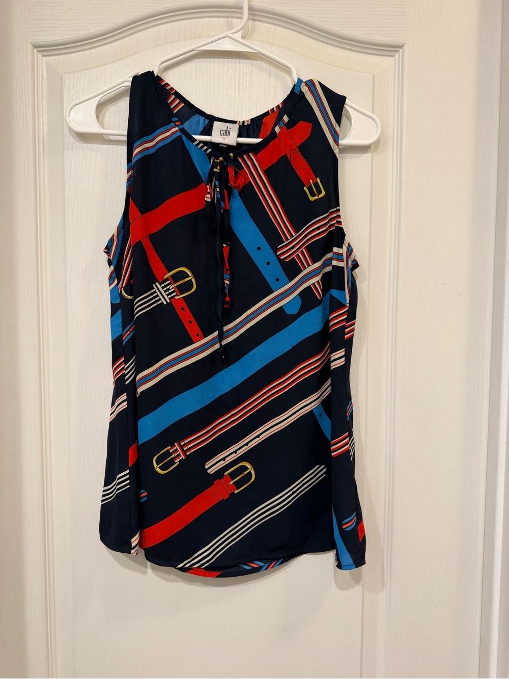 Cabi Hold Up Top #5736 Belt Print Tie Neck Blouse Navy Size Small